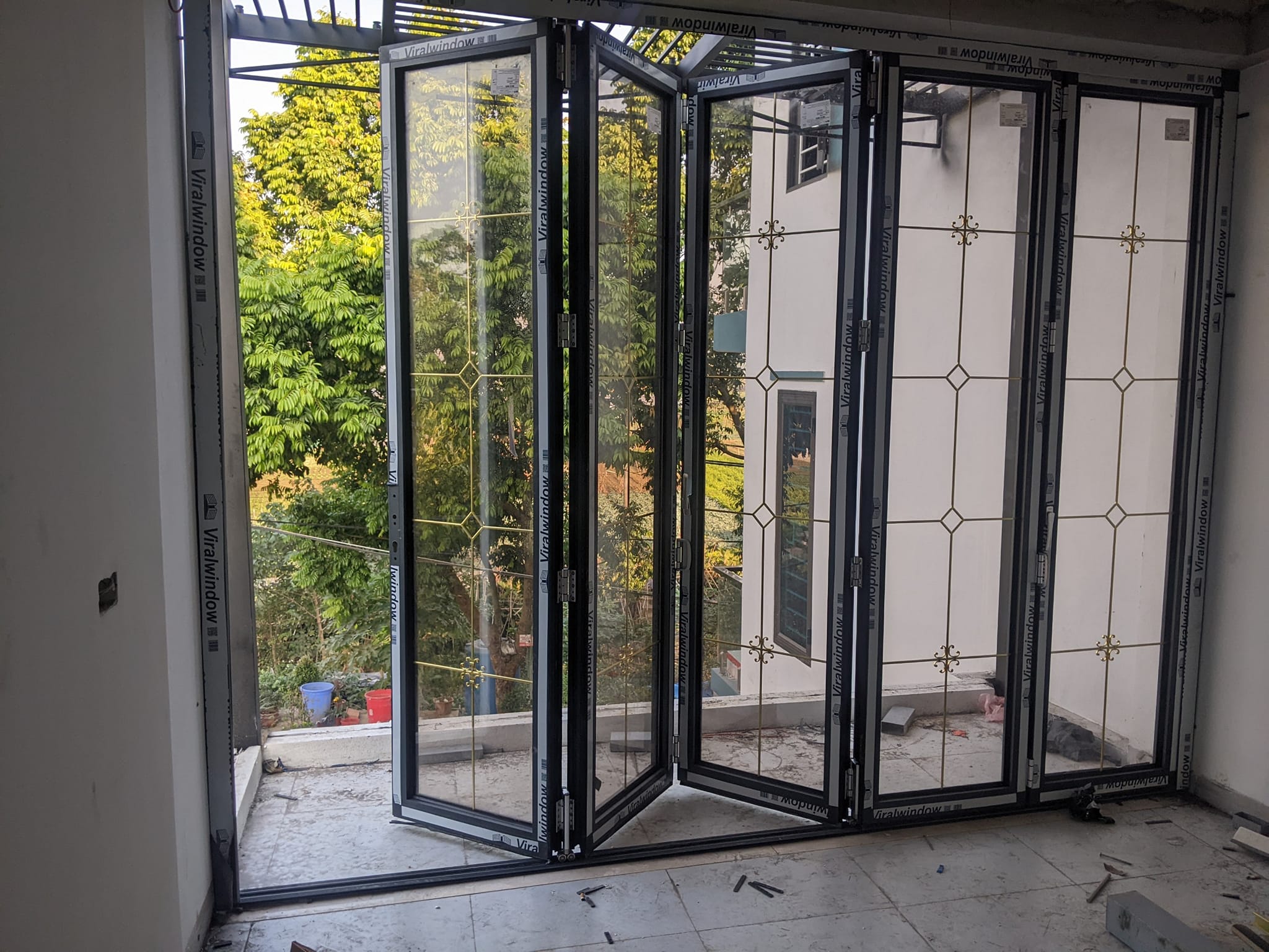 Cửa đi xếp trượt - VRE 80